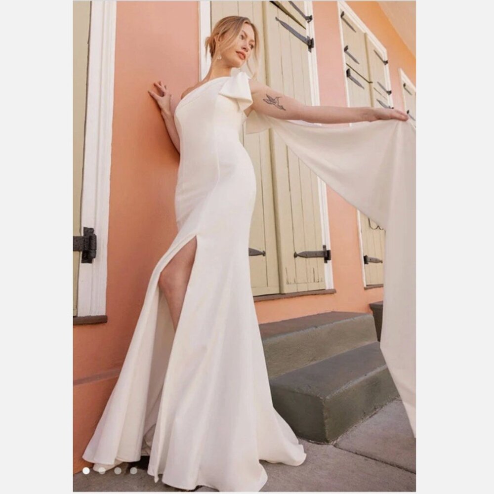 Elegant White Maxi Gown with Cape Sleeve
